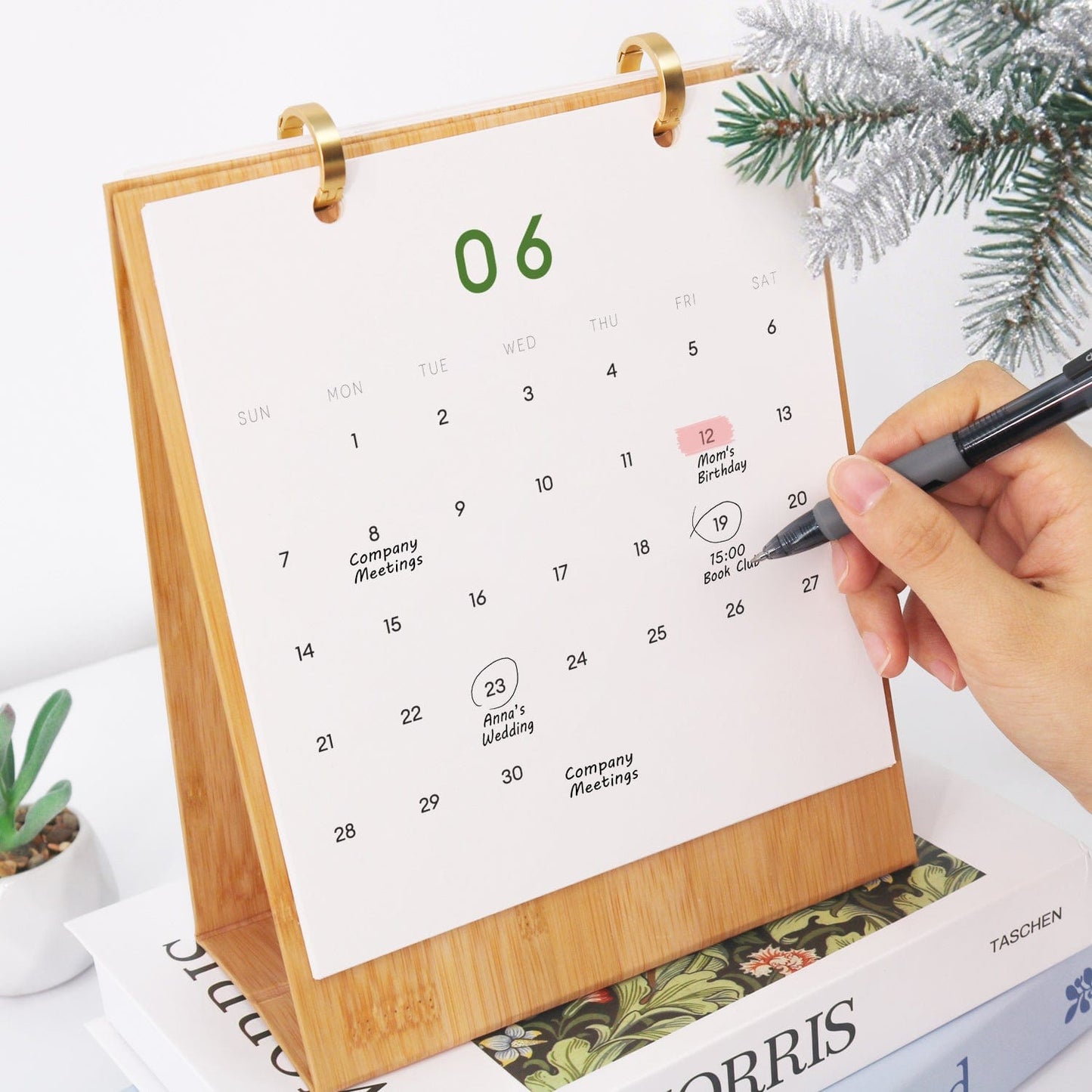 2026 Desk Calendar Series –  Christmas elements /Paint by Numbers(18.2cm x 22.5cm)