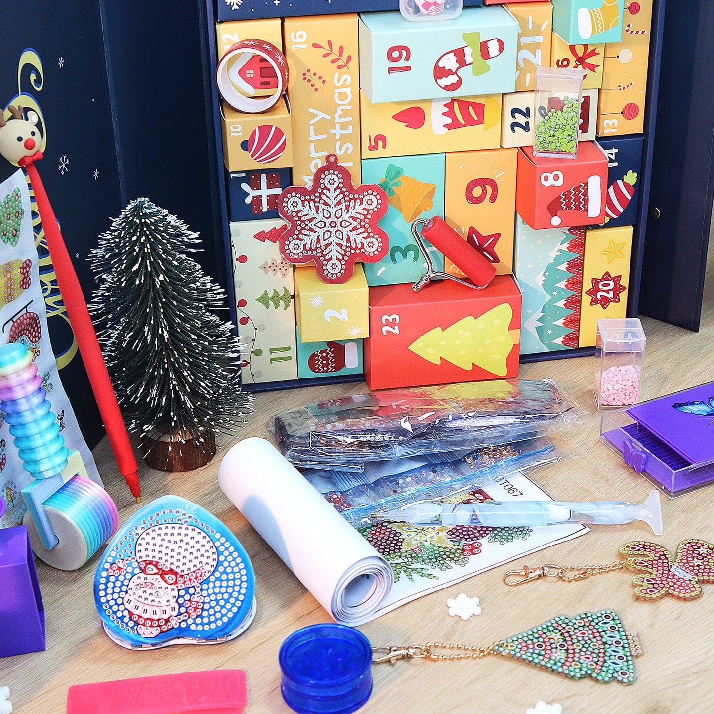 DIYArtCool Christmas Surprise Gift Box 🎄  – Diamond painting A